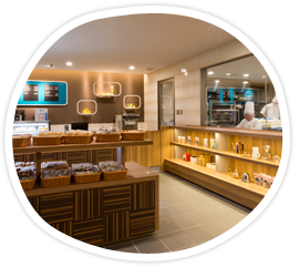 イートインスペーズもあります。