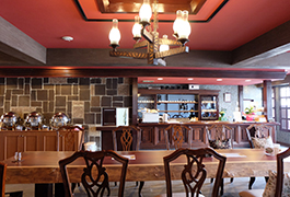 なんだか懐かしさを感じる店内